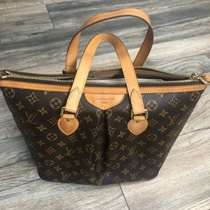 Louis vuitton palermo handbag
